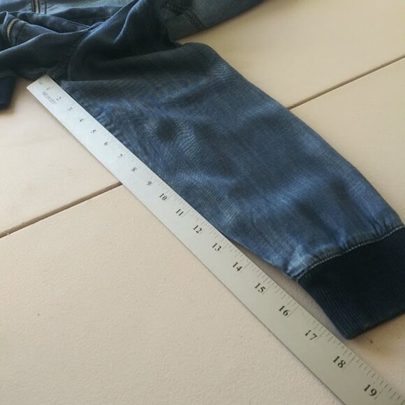 Chico's Zenergy women's size 1 Medium denim bomber jacket - Picture 8 of 14